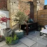 Georgian House With Hot Tub Right On The River! Villa *